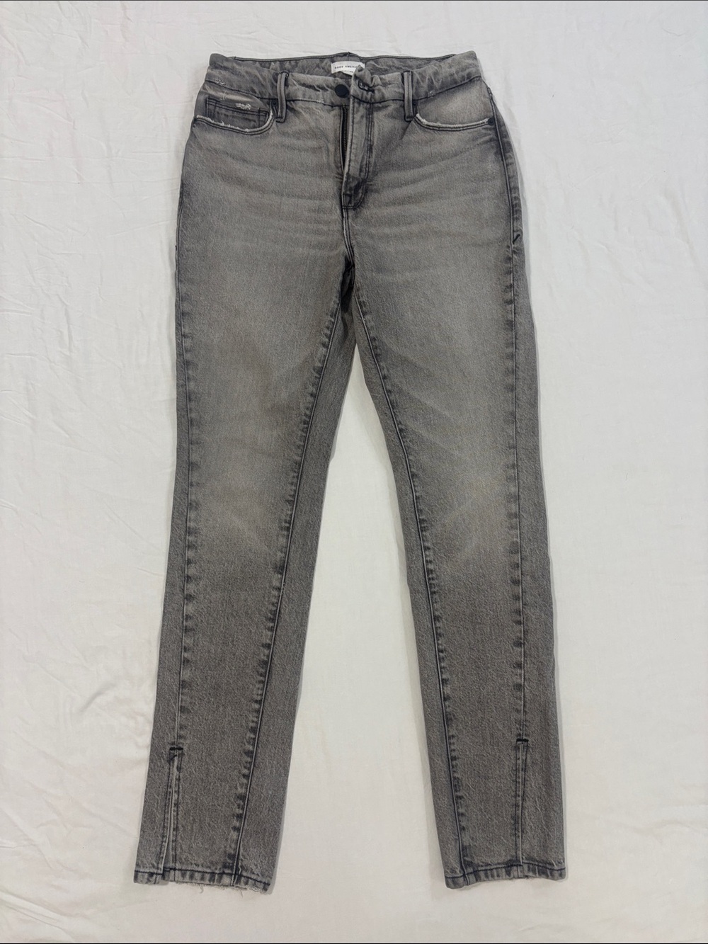 Good American Good Curve Twist Slit-hem High-rise Straight Leg Jeans in Grey